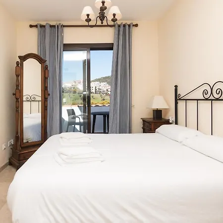 2233-lovely 2 Bedrooms On The Beach, Pool And Port Apartment