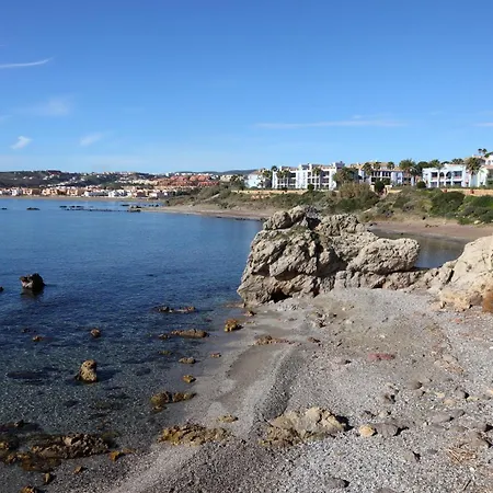 2233-lovely 2 Bedrooms On The Beach, Pool And Port Manilva
